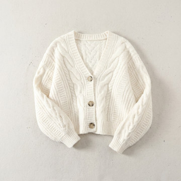 Women's Wool Cable Knit Cardigan Cropped
