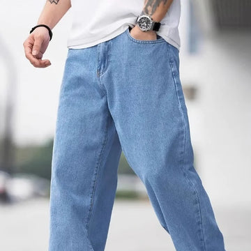 Men's Straight Leg Denim Jeans with Front Slash Pockets