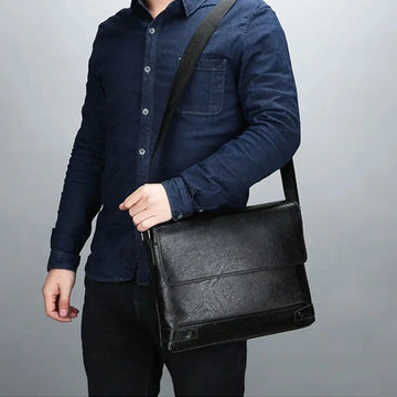 Men’s Business Crossbody Bag – Smart Shoulder Design
